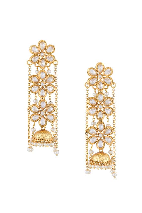 Shillpa Purii Gold And White Alloy 3 Uncut Flower Earring With Chain 1