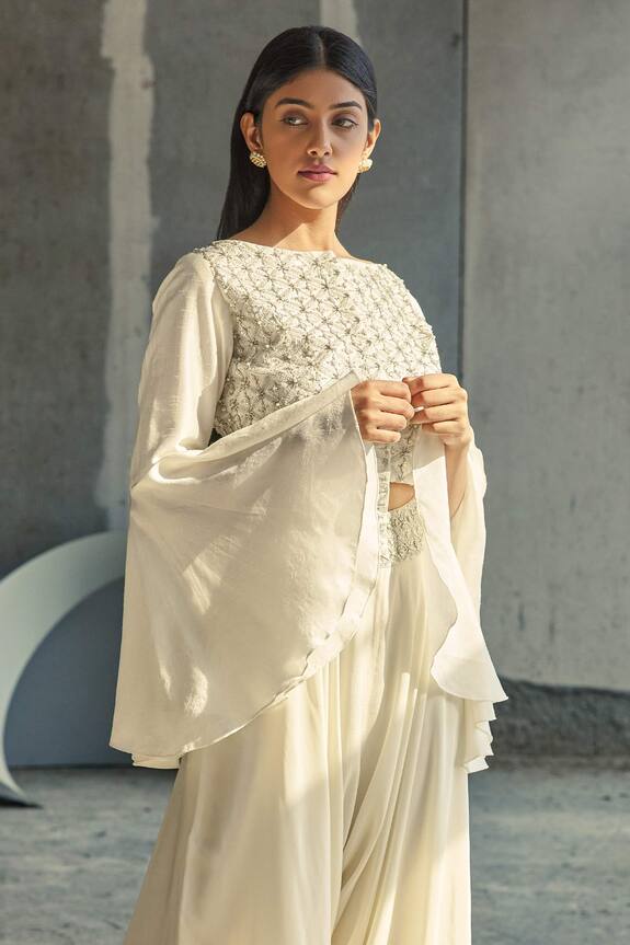 Ariyana Couture White Silk Jacket And Pant Set 3