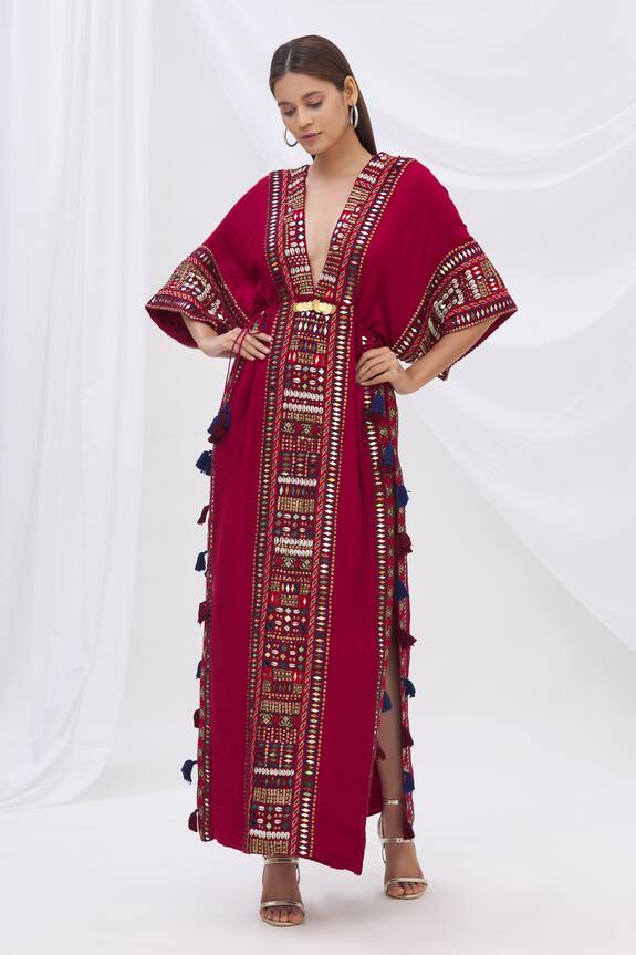 Buy Surily G Maroon Munga Silk Embroidered Kaftan Online | Aza Fashions