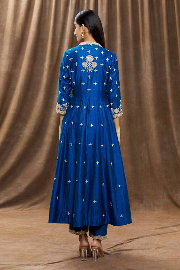 Surbhi shah Blue Pure Spun Silk Embroidered Angrakha Set 2