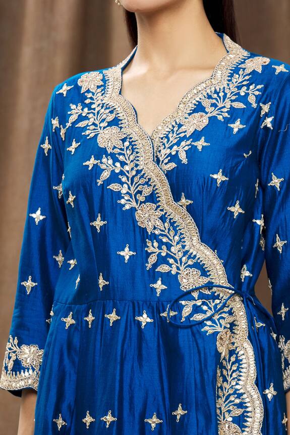 Surbhi shah Blue Pure Spun Silk Embroidered Angrakha Set 5