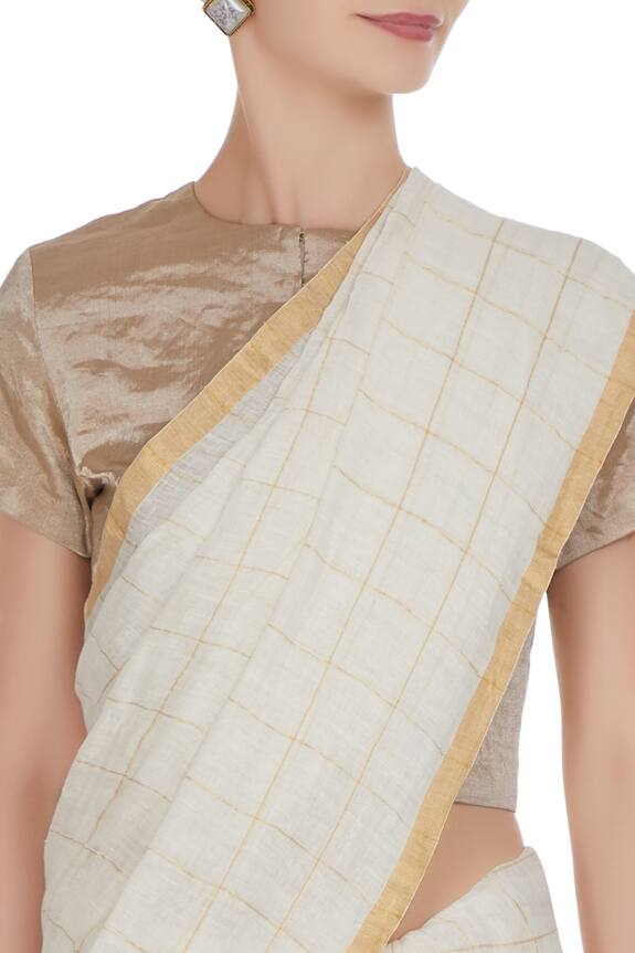 Anavila Gold Linen Woven Saree With Unstitched Blouse Fabric 4