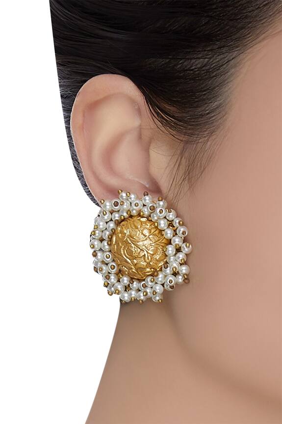 Gewels by Mona Circular Design Stud Earrings 2