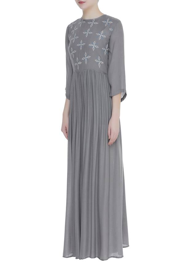 Bohame Grey Block Printed Pleated Maxi Dress 4