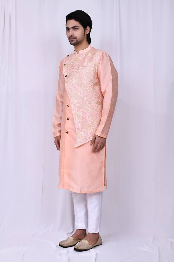 Buy Nazaakat by Samara Singh Peach Art Silk Straight Woven Kurta And