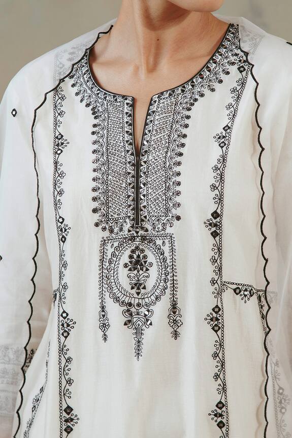 Buy Sureena Chowdhri White Silk Chanderi Floral Embroidered Kurta Set ...