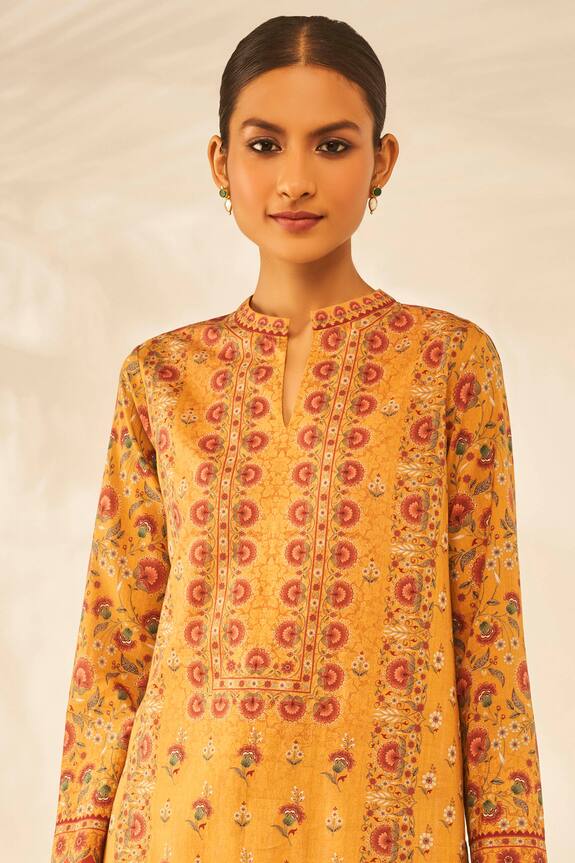 Buy Anita Dongre Faya Kurta Set Online 