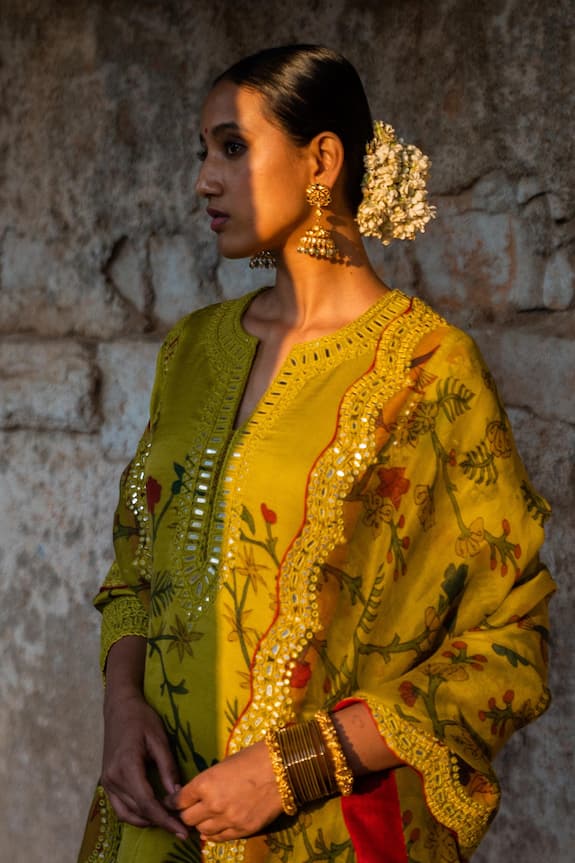 Archana Jaju Yellow Silk Chiffon Kalamkari Kurta Sharara Set 4