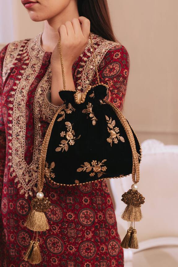 Buy Amyra Velvet Handcrafted Potli Bag Online | Aza Fashions