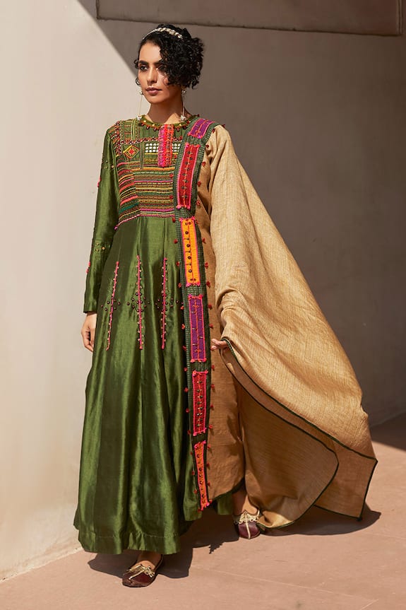 Buy Medha Green Handwoven Silk Anarkali Set Online | Aza Fashions