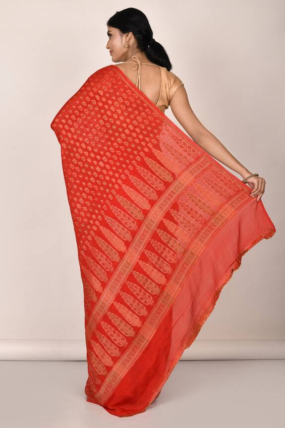 Aryavir Malhotra Red Chiffon Silk Woven Banarasi Saree 2