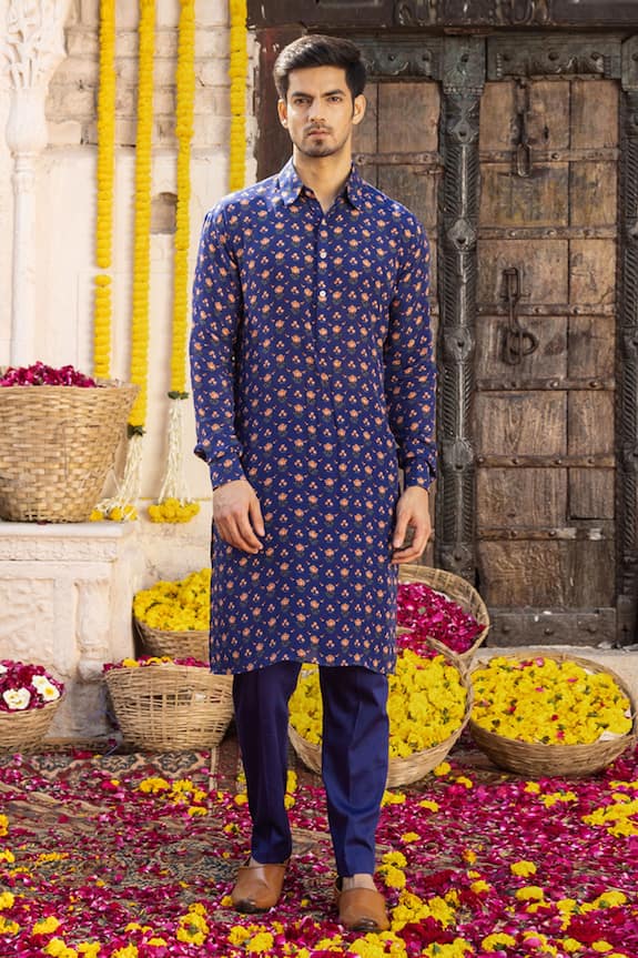Chhavvi Aggarwal Blue Crepe Floral Print Kurta And Pant Set 1
