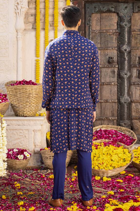 Chhavvi Aggarwal Blue Crepe Floral Print Bundi And Kurta Set 2