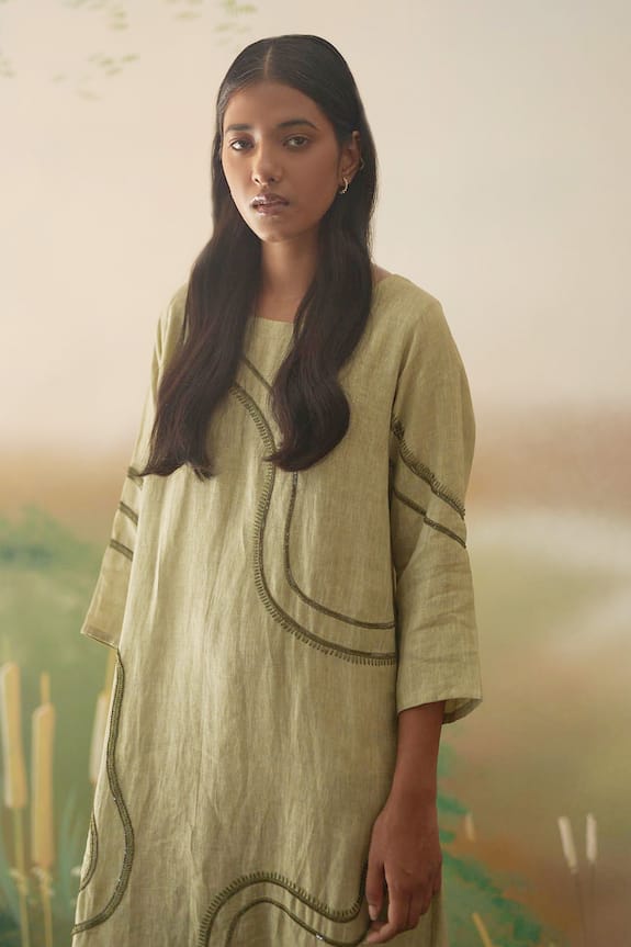 FEBo6 Green Linen Abstract Embellished Tunic 6