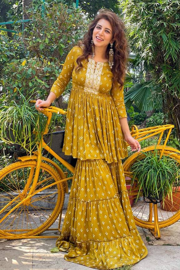 Buy Esha Koul Yellow Modal Satin Printed Kurta Set Online | Aza Fashions
