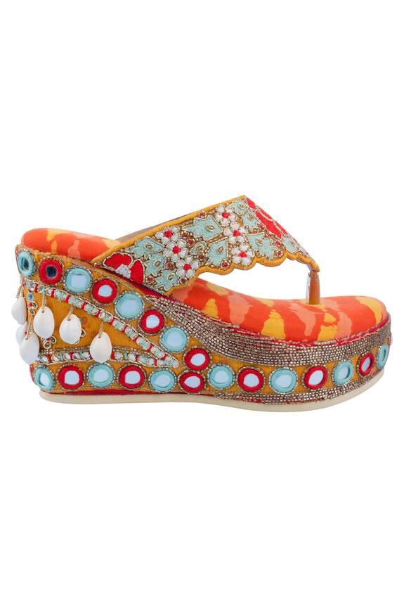Buy Kanyaadhan by DhirajAayushi Yellow Genuine Leather Floral