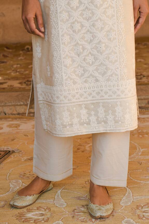 Karaj Jaipur White Chanderi Lucknowi Embroidered Straight Kurta Set 3