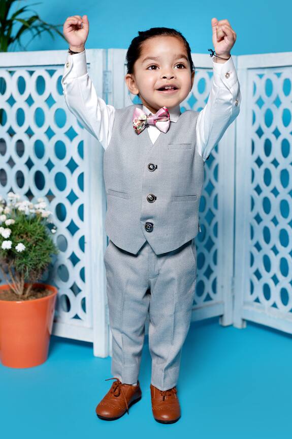 Little Boys Closet by Gunjan Khanijou Grey Suiting Jacket And Pant Set For Boys 0