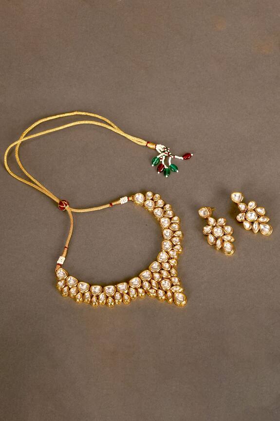 Nayaab by Aleezeh Kundan Necklace Jewellery Set 1