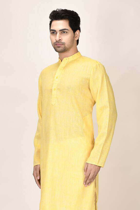 Aryavir Malhotra Yellow Cotton Linen Short Kurta 5
