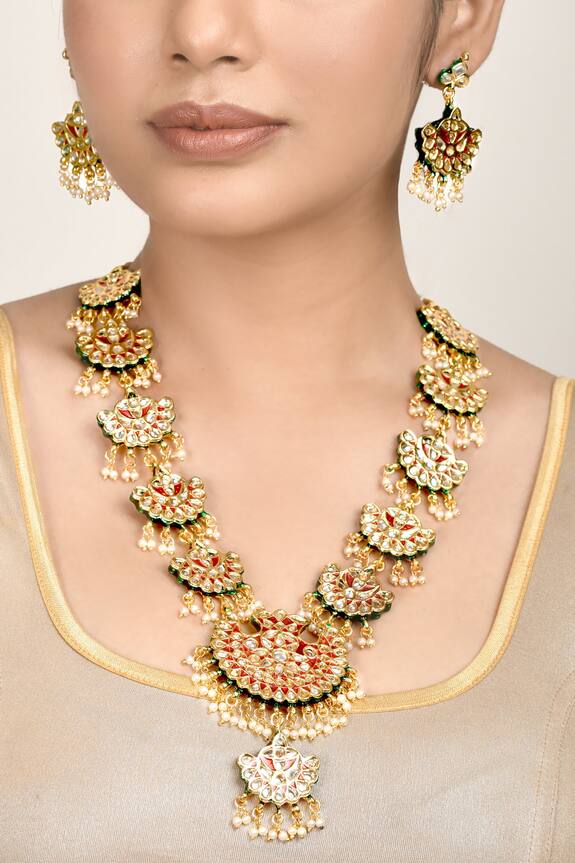 Nayaab by Aleezeh Kundan Pendant Necklace Jewellery Set 5
