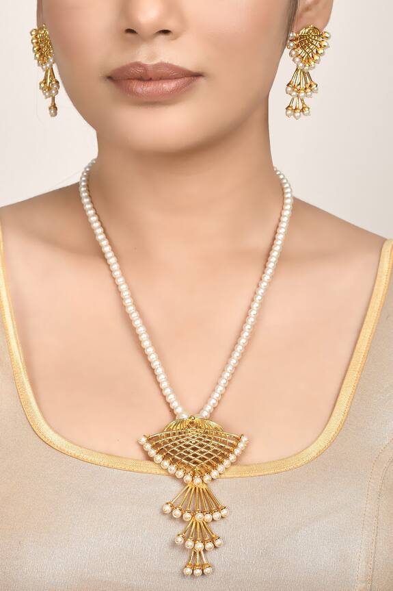 Nayaab by Aleezeh Bead Pendant Necklace Jewellery Set 5
