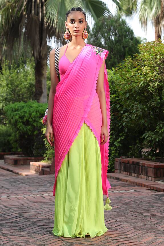 Nikasha Green Georgette Pre-draped Saree With Blouse 1