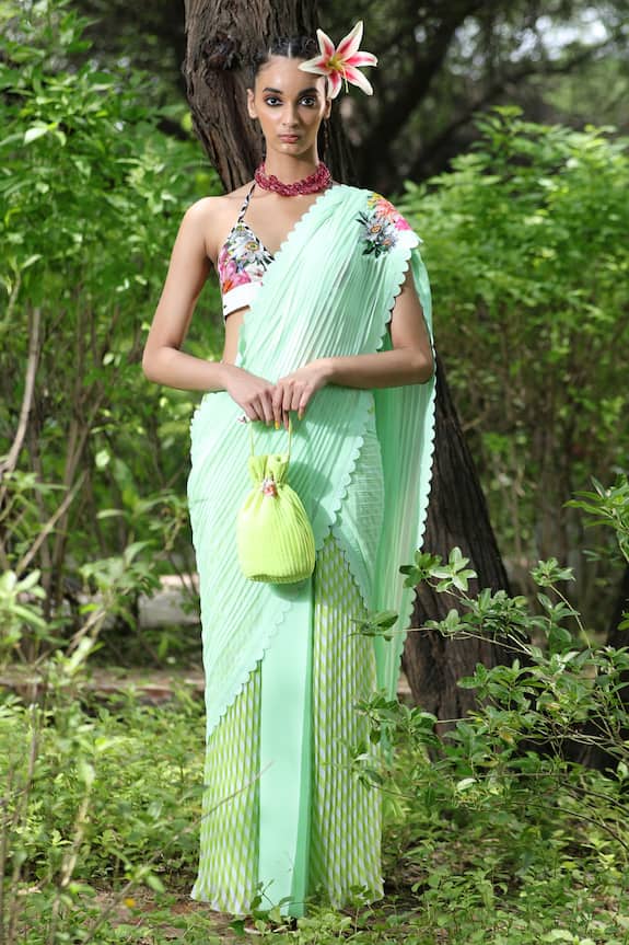 Nikasha Green Georgette Pre-draped Saree With Sleeveless Blouse 1