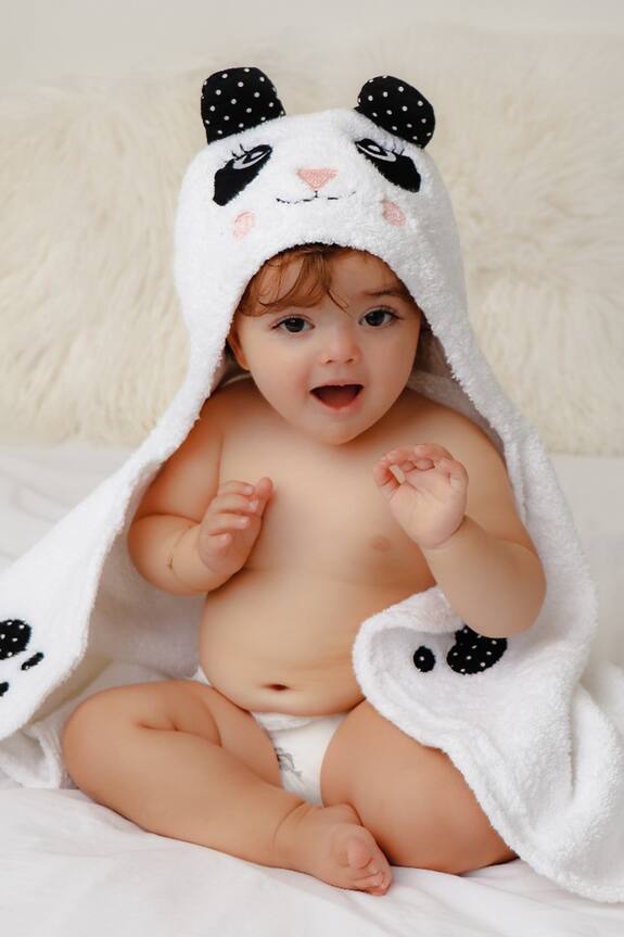 Little West Street White Panda Animal Baby Wrap (single Pc) For Bath 0