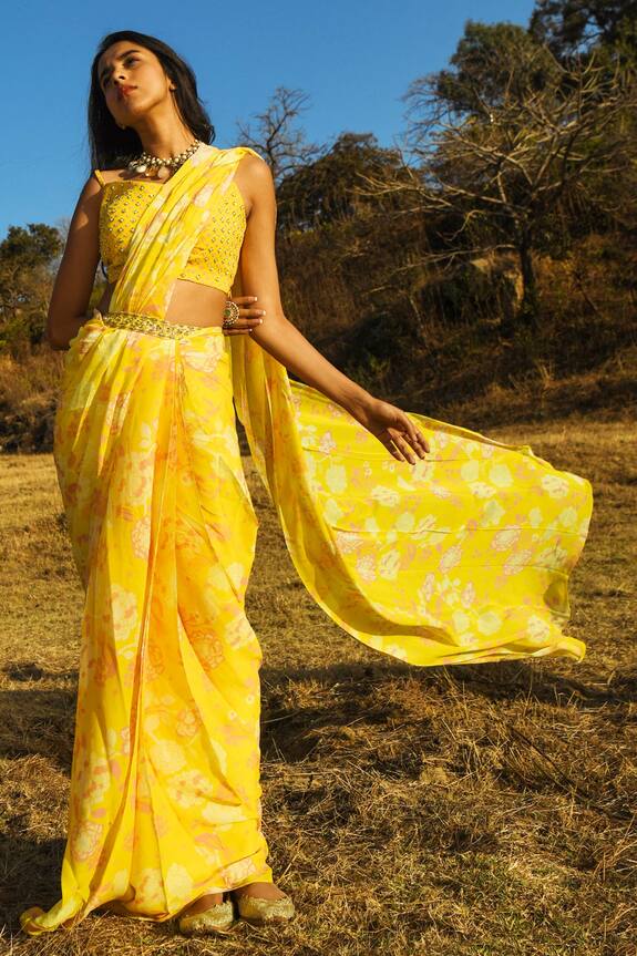 Paulmi and Harsh Yellow Crepe Printed Pre-draped Saree Set 3