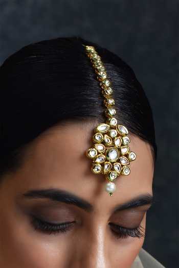 Green Chandbali Kundan Maangtikka
