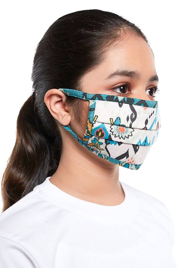 PS Kids by Payal Singhal Blue Printed 3 Ply Face Mask With Pouch For Accessories 0