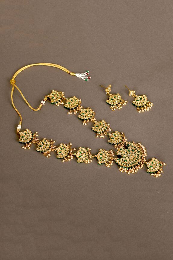Nayaab by Aleezeh Beaded Kundan Pendant Necklace Jewellery Set 1