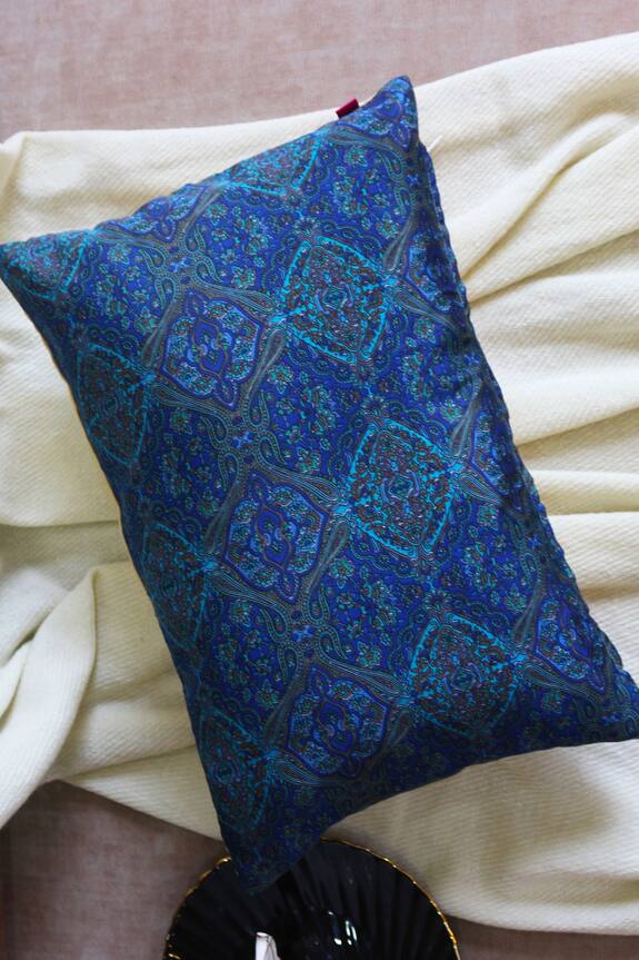 Raffinee Mughal Print Cushion Cover 0