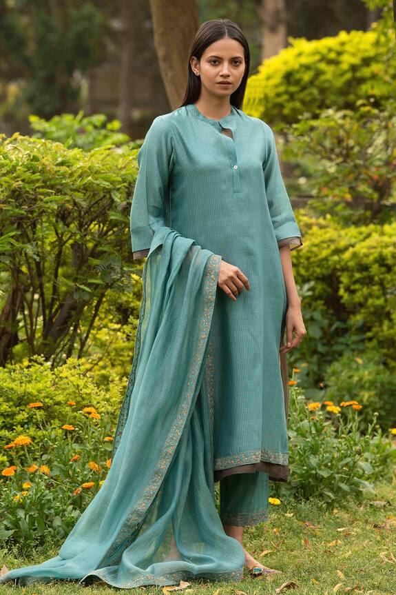Buy Priti Prashant Blue Mul Cotton Silk Handwoven Kurta Set Online ...