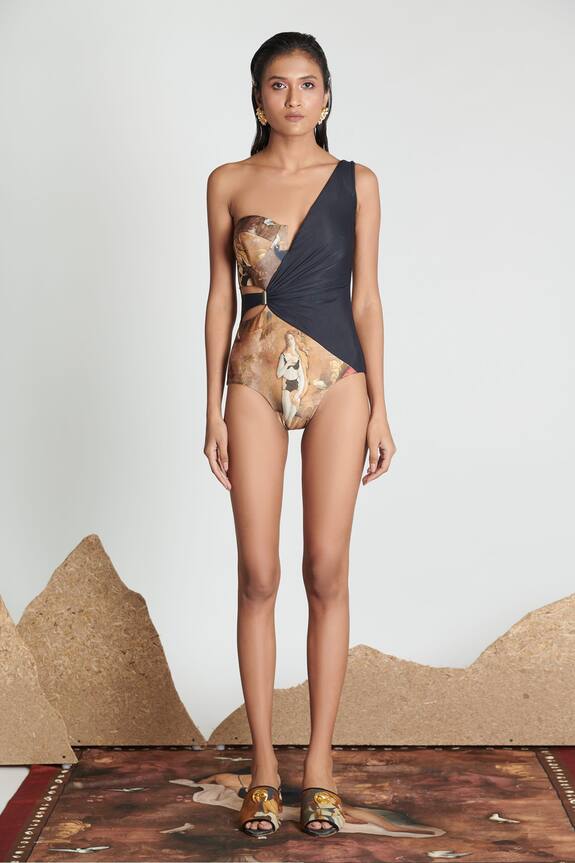 Shivan & Narresh Black Sustainable Econyl Swimwear Jersey Printed One Shoulder Trikini 3
