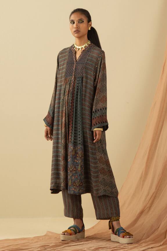 Sunira Designs Grey Silk Georgette Ajrakh Print Panelled Tunic 3