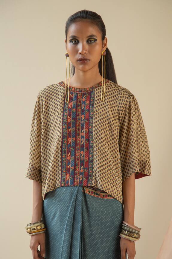 Sunira Designs Beige Silk Georgette Printed Saree Bouse 1