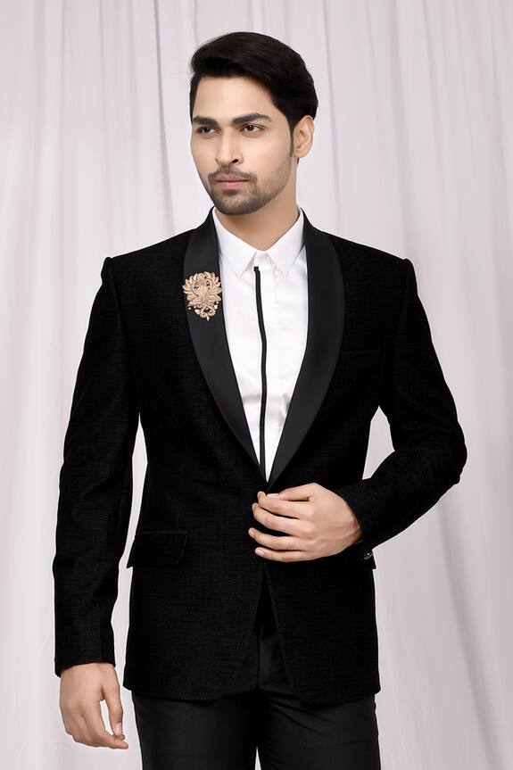 Arihant Rai Sinha Black Textured Suit And Pant Set 5
