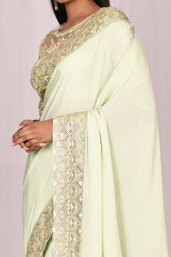 Samyukta Singhania Green Silk Embroidered Lace Saree Set 4