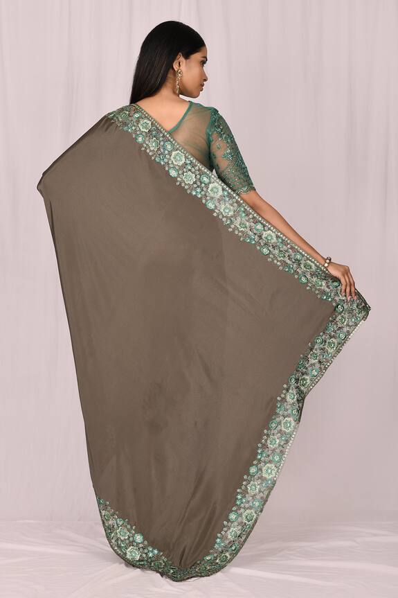 Samyukta Singhania Green Silk Embroidered Lace Saree Set 2