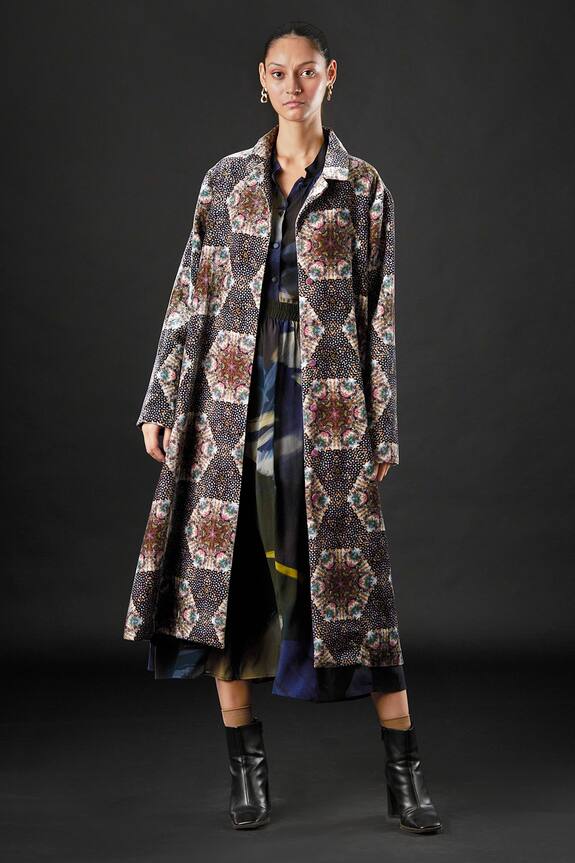 Buy Yavi Grey Silk Velvet Yami Geometric Print Jacket Online | Aza Fashions