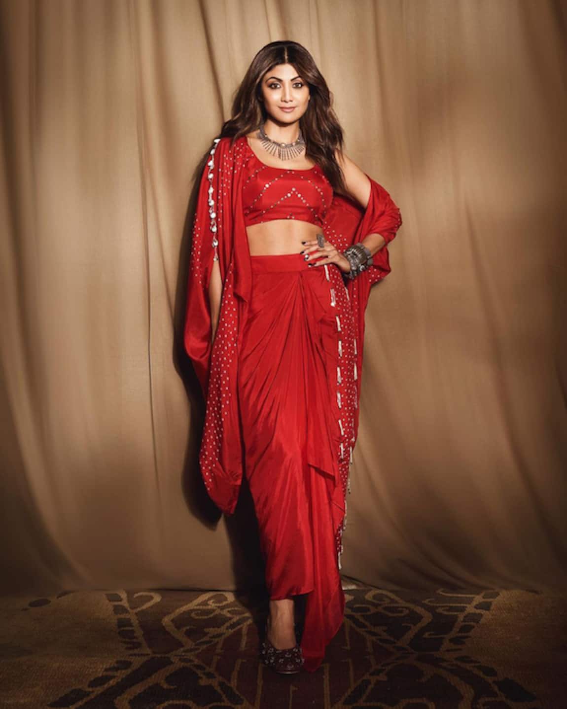 Shilpa Shetty's Contemporary Saree Will Make For A Perfect Cocktail Party  Look