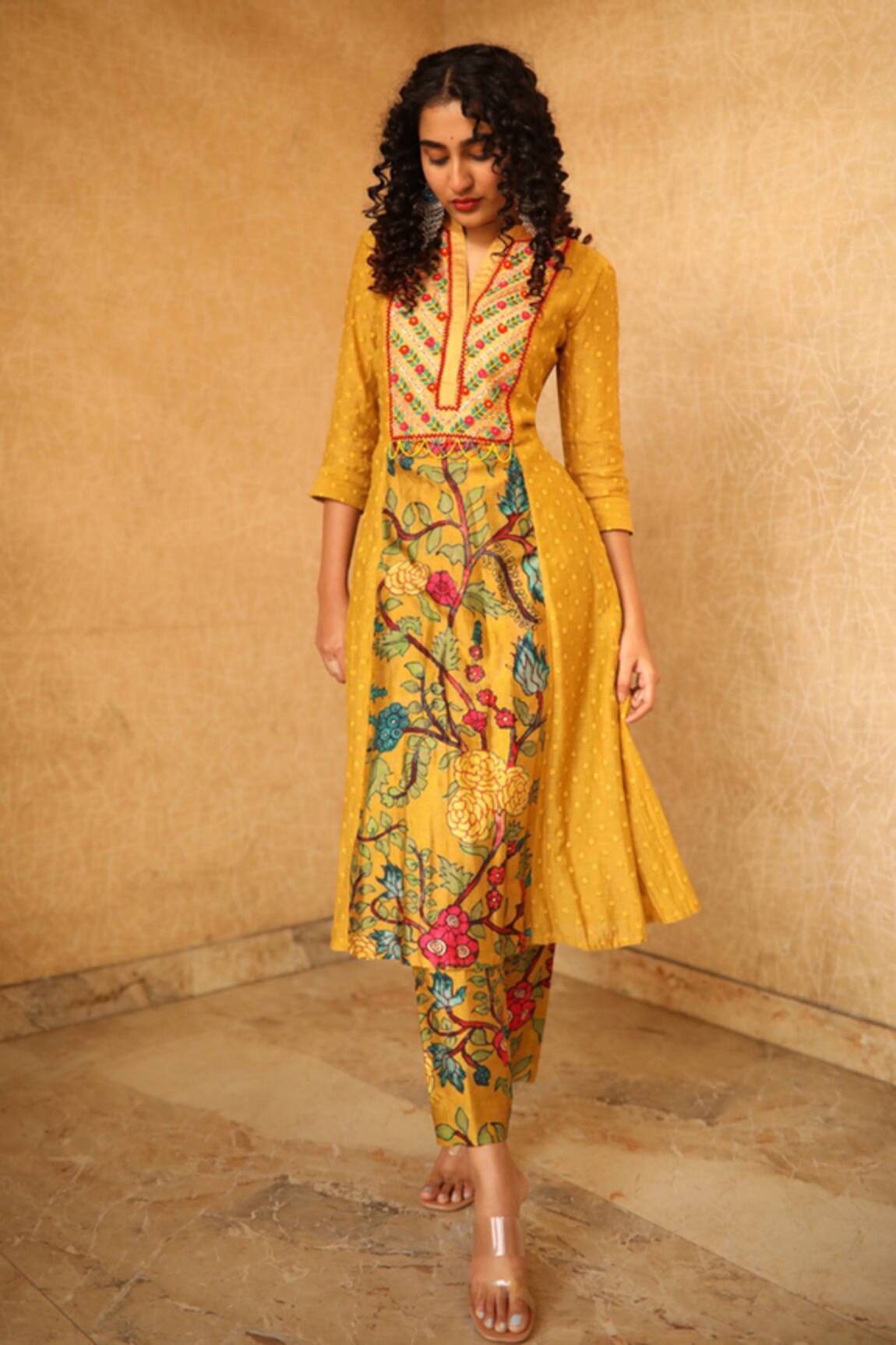 Shachi Sood Embroidered Kurta And Pant Set 