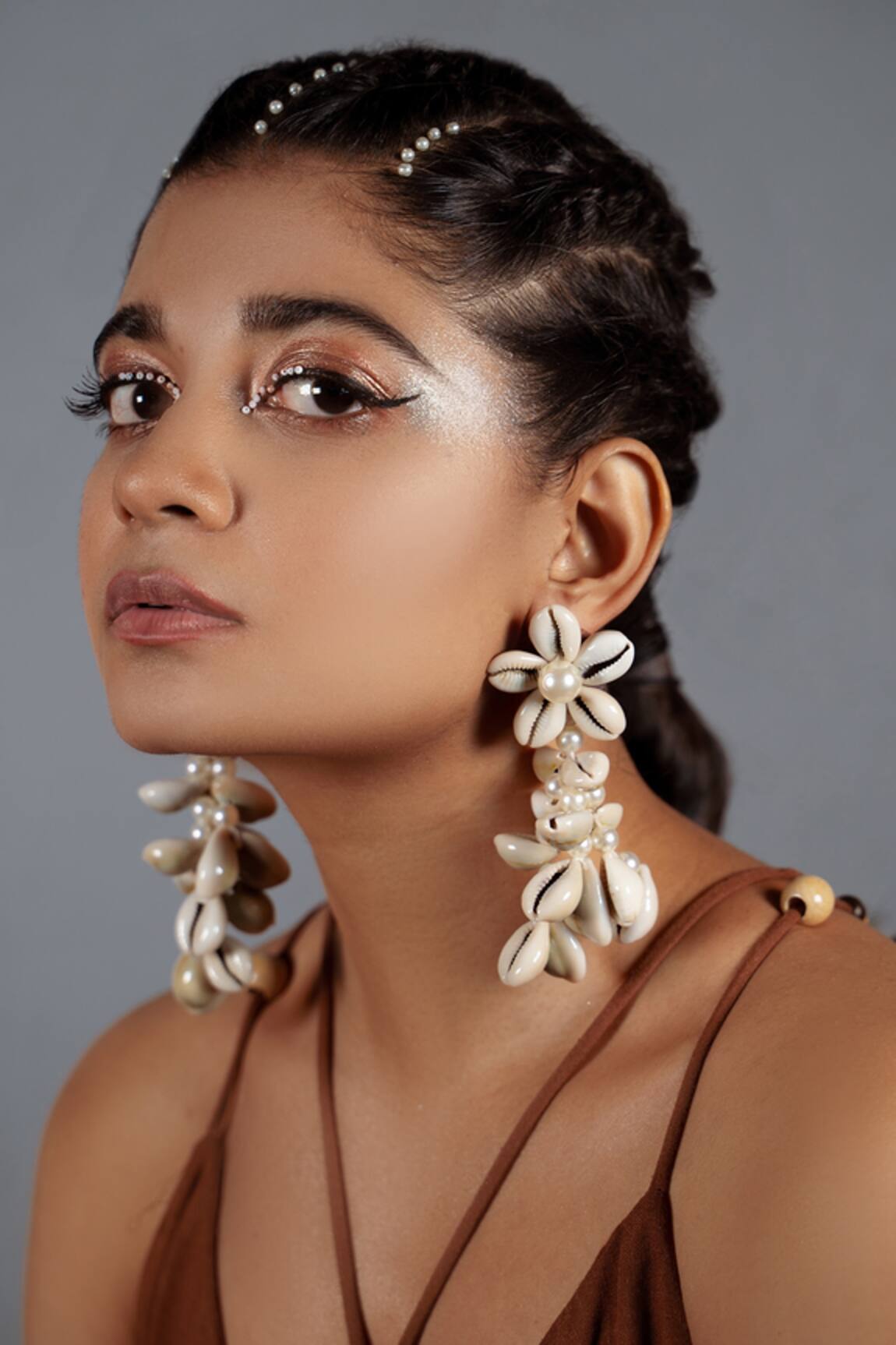 Kanyaadhan By Dhirajaayushi Shell Embellished Dangler Earrings 