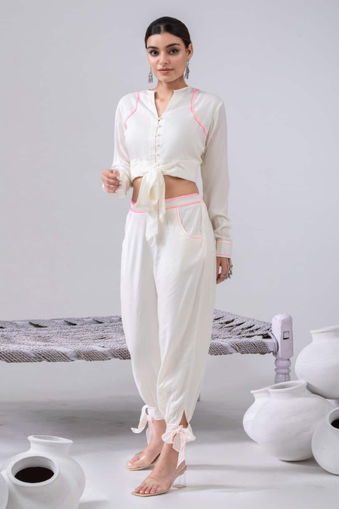 Kacha Tanka Front Knotted Crop Top & Dhoti Pant Set