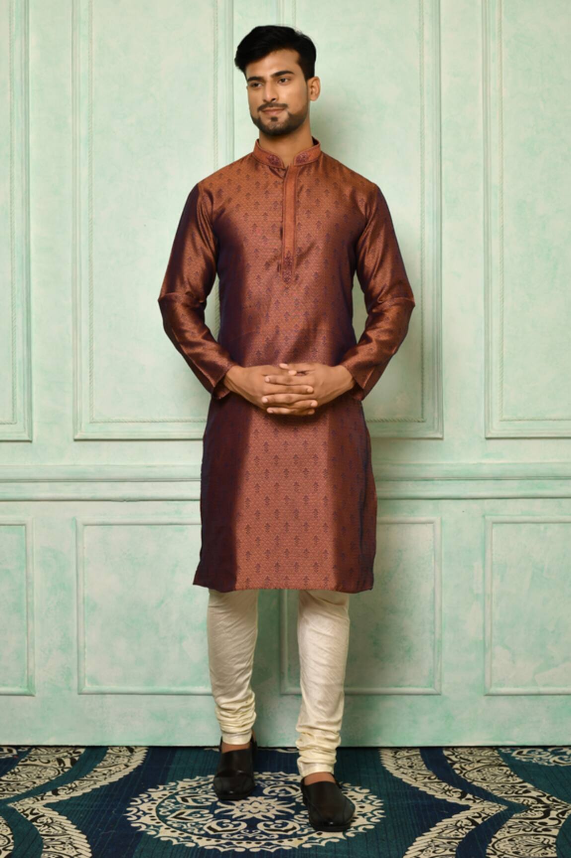 Nazaakat by Samara Singh Floral Woven Kurta