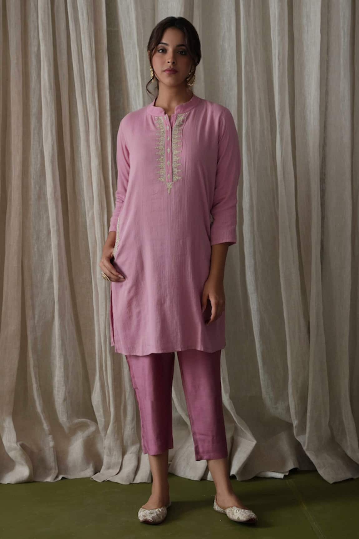 Kanika Sharma Crinkled Cotton Embroidered Kurta & Pant Set