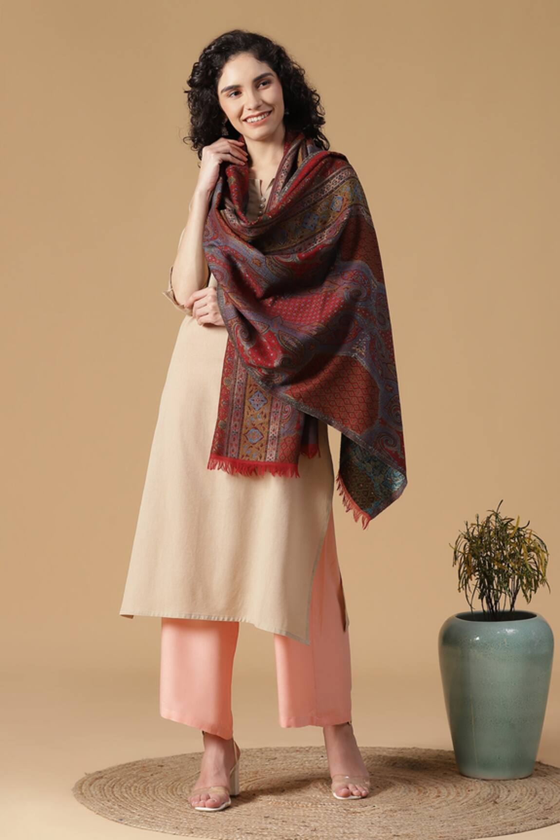 Shingora Floral & Paisley Pattern Stole 