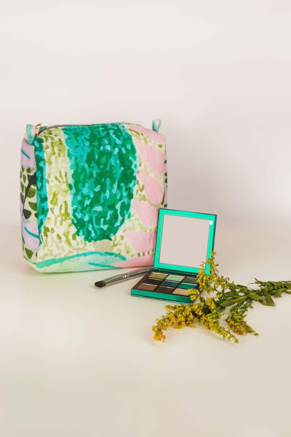 PS Accessories by Payal Singhal Tropical Print Vanity Kit - Single Pc